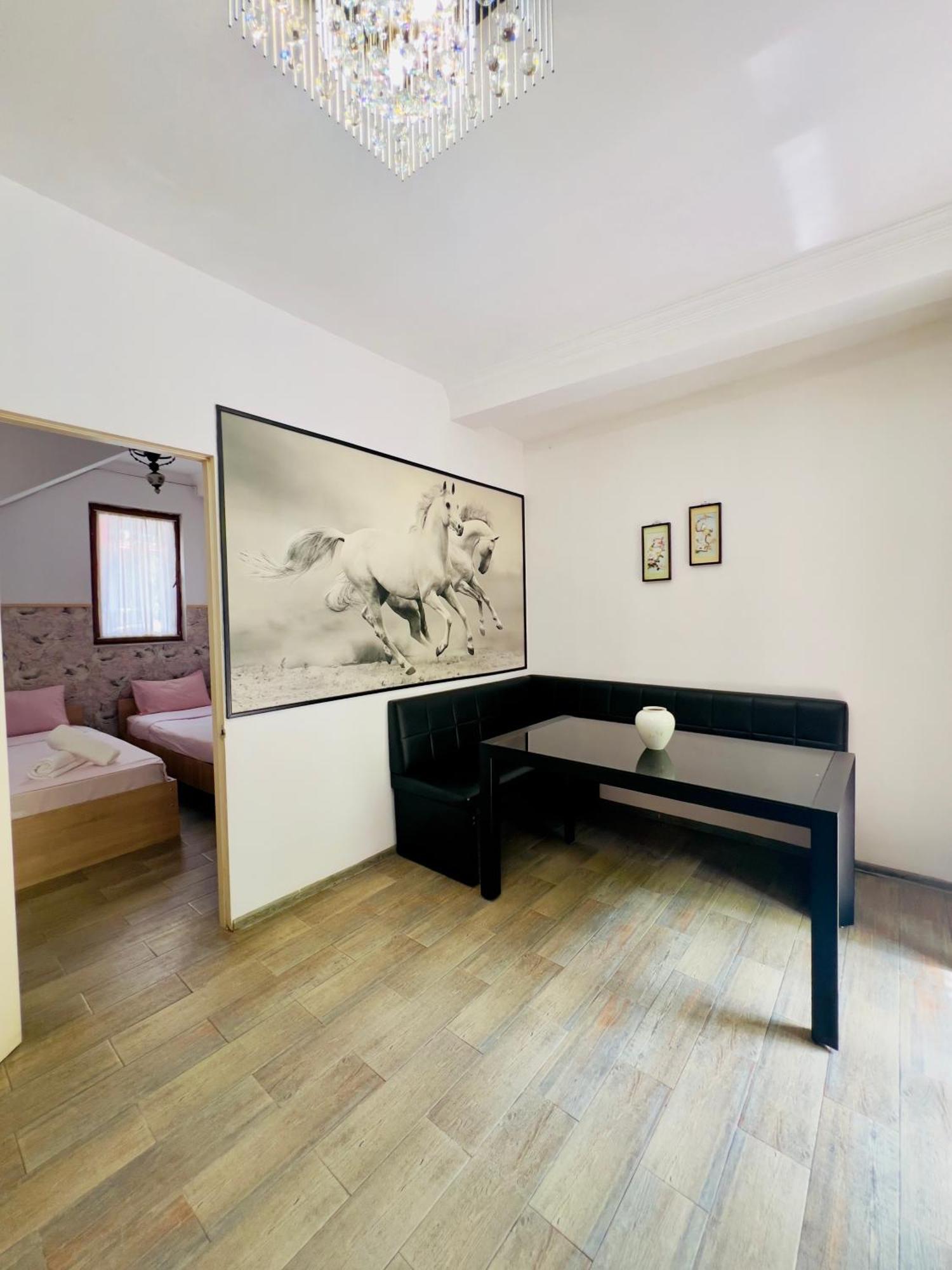 Apartment Maisi 巴统 外观 照片