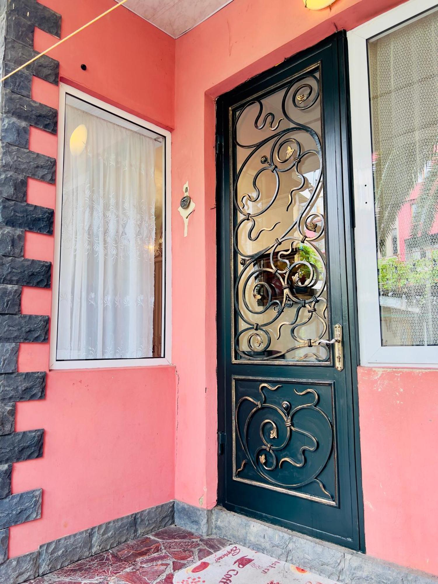 Apartment Maisi 巴统 外观 照片